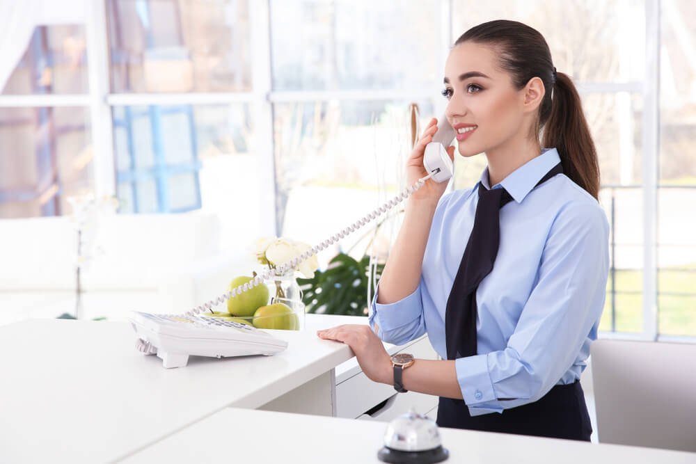 Looking out to hire  #receptionist for Tech startup based out in #mumbai . Must have 1+ years of experience in handling Foreign Nationals.

contract 'freya@talentstack.in'

#techstartup #urgenthiring #receptionist #managingmanagers #jobalert #reception #mumbaijobs