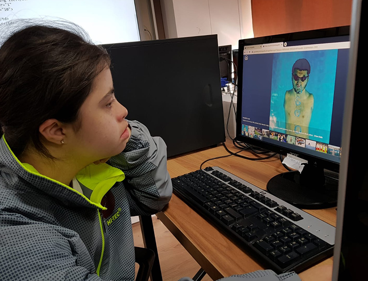 AA #YılınFotoğrafları oylaması devam ediyor

Türkiye'nin özel sporcularından en özel oylama v.aa.com.tr/1670583