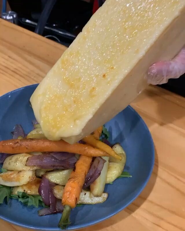 BareGrillBourke's tweet photo. Thursday calls for extra cheese on veggies. Awesome video @burgersnbikinis https://t.co/ssE4PEmduI https://t.co/aLLFUNGCVU