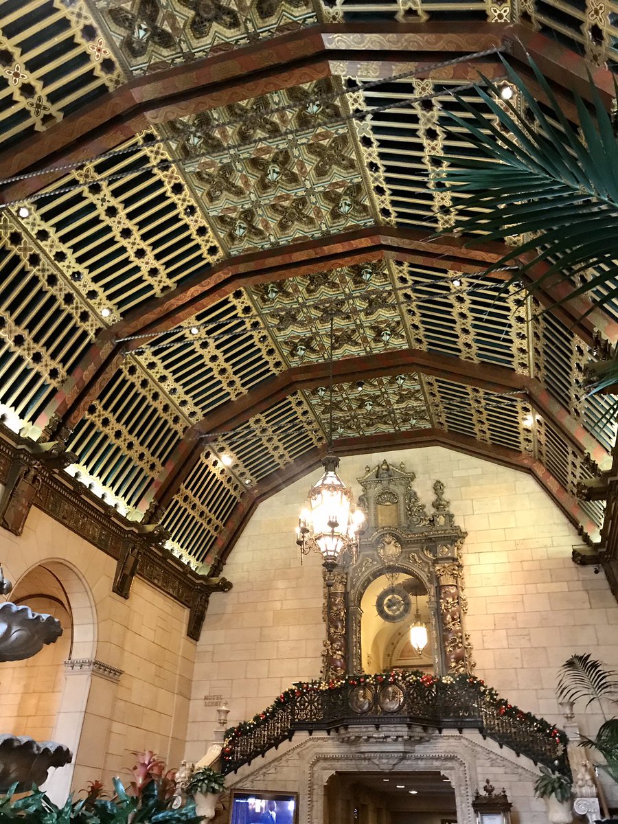mariagbenson's tweet photo. Wonderful time at the #LABTA Holiday Gala with our @staralliance partners at the historic @millennium Los Angeles! Amazing evening! https://t.co/IlRZOq1y8K