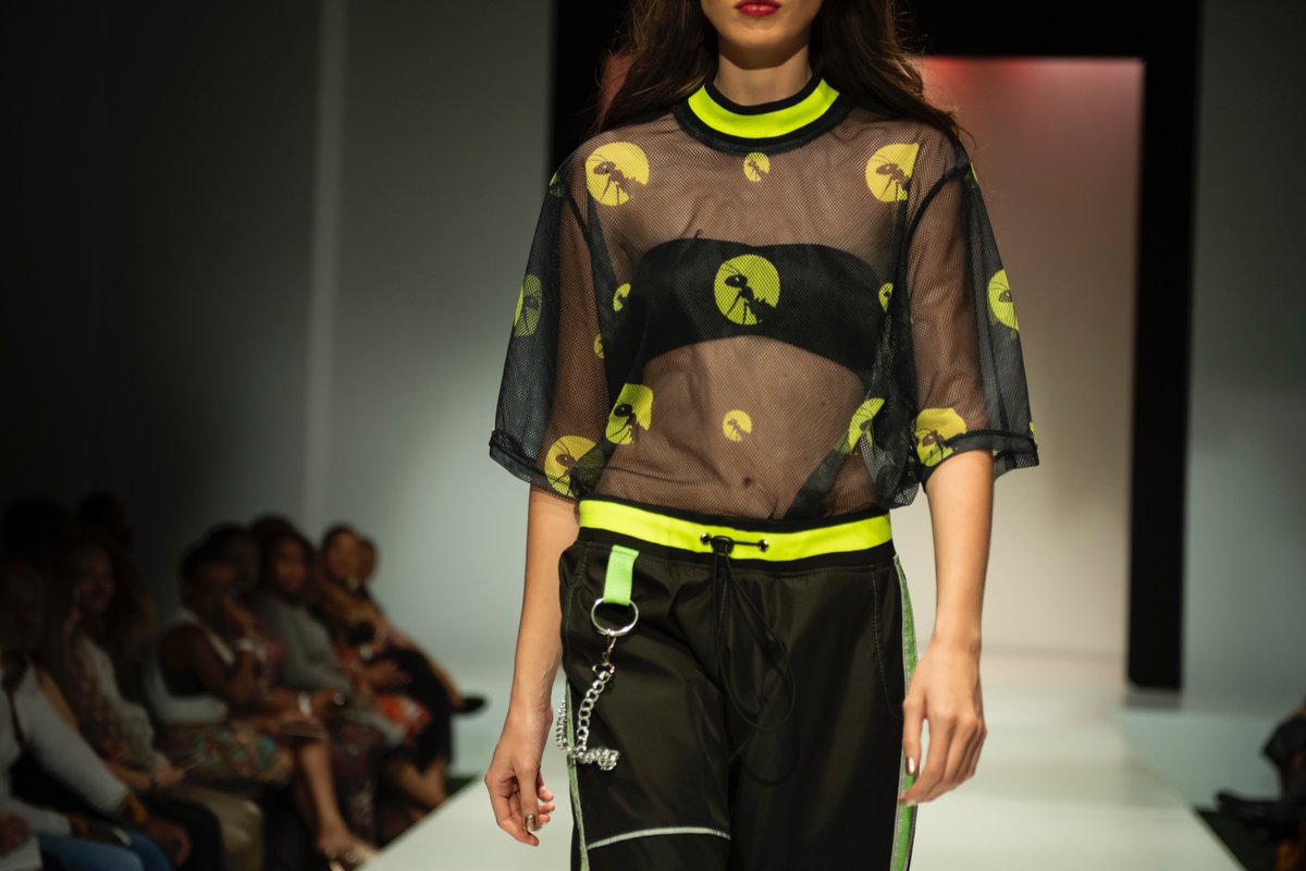 safashionweek's tweet photo. Here's the runway show for THABANG MABE - 2ND PLACE from the #EdconDesignInnovationChallenge with Edcon @productionRW &amp;  @ProudlySA - Video by Paul Tilsley and Competent Artistes Image by @driverphoto

https://t.co/teRzoYvKbn https://t.co/8h4tkLXTkY