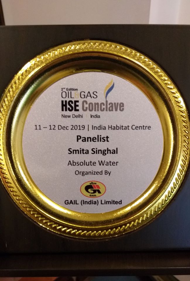 absolutewaterin's tweet photo. It's an honoured & privilege for us to represent #Absolutewater as a panellist @Oil&Gas HSE conclave by GAIL, on the topic of Role of Startups in Environmental Management. It started and ended with thunderous applause and appreciation #startups #enviornment #SwachhBharat #GAIL https://t.co/0BjJAIEZgv