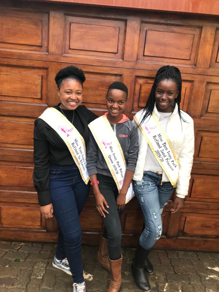 Miss_IVPR's tweet photo. The Refined family 👑❤️
1st Meeting with the winners, year plan for 2020 done and dusted. Amazing projects coming up.

MissIVPR
"we touch the community, we serve"👑❤️❤️❤️
#pageantryislife
#kasipageants https://t.co/JMb5gpBDn8