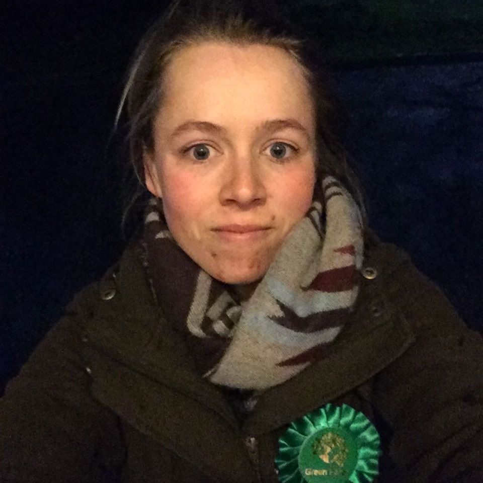 IOWGreenParty's tweet photo. We have green supporters all over the island today at over 20 different polling stations!
Remember to Vote Green today. If not now, when?
#VoteGreen #VoteVix https://t.co/bAA9KKi2Vr