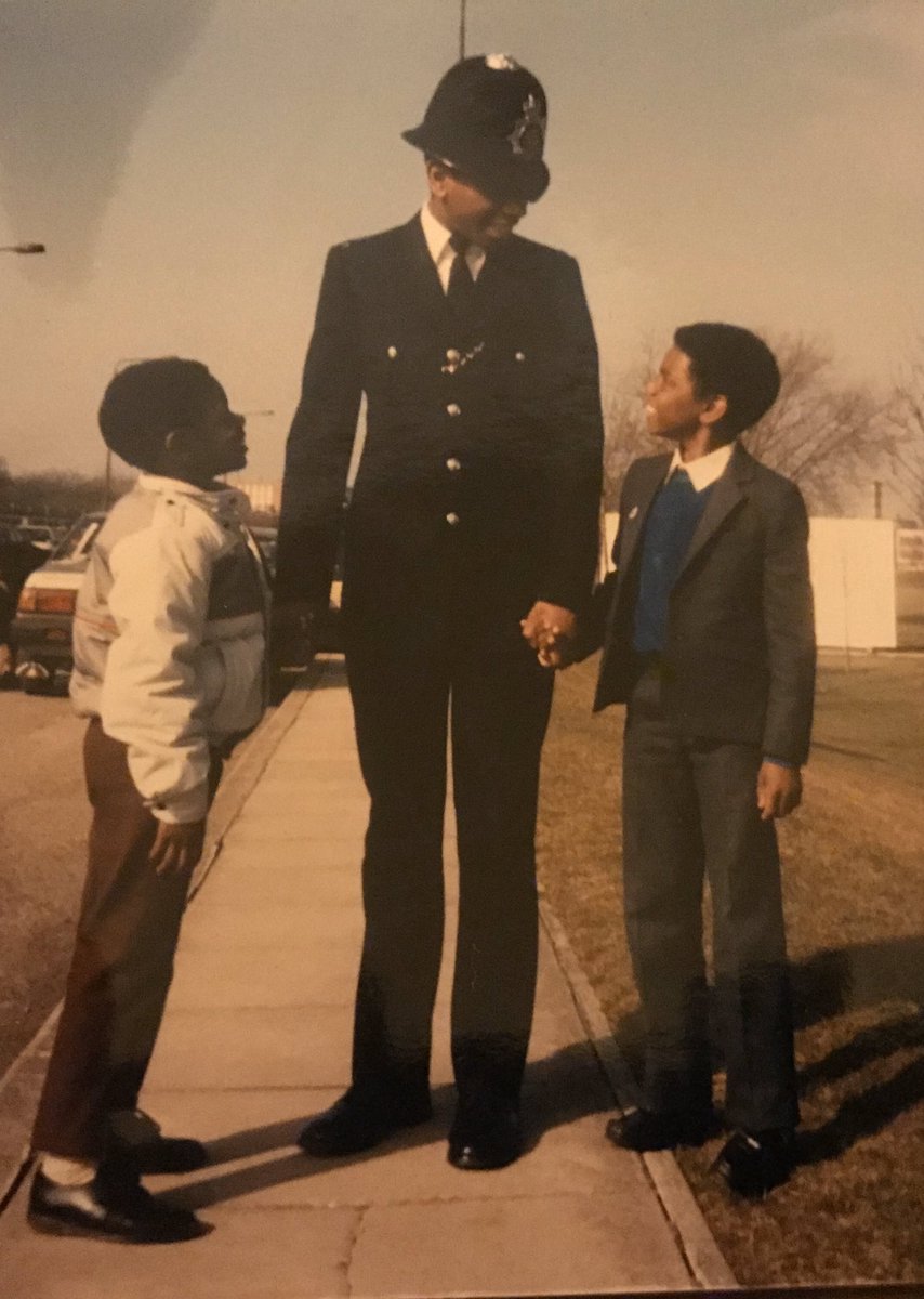 Keith Fraser (@keithfraser2017) on Twitter photo Morning Tweeps -This pic was taken 34 years ago ,with my bros, it was my last day at Training School <a href="/metpoliceuk/">Metropolitan Police</a> . It evokes so many positive memories. The main ones being Hope and Excitement.
“Give hope to others and be excited about your future”
#ThursdayThoughts Morning Tweeps -This pic was taken 34 years ago ,with my bros, it was my last day at Training School <a href="/metpoliceuk/">Metropolitan Police</a> . It evokes so many positive memories. The main ones being Hope and Excitement.
“Give hope to others and be excited about your future”
#ThursdayThoughts