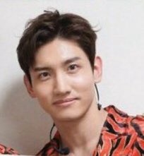 RVQ3cwp9PKPBG07's tweet image. 抜け殻状態とはこの事だ😭
(｡･_･`｡)
#FNS歌謡祭東方神起 
#東方神起FNS楽しみ 
#東方神起ＸＶ 
#まなざし