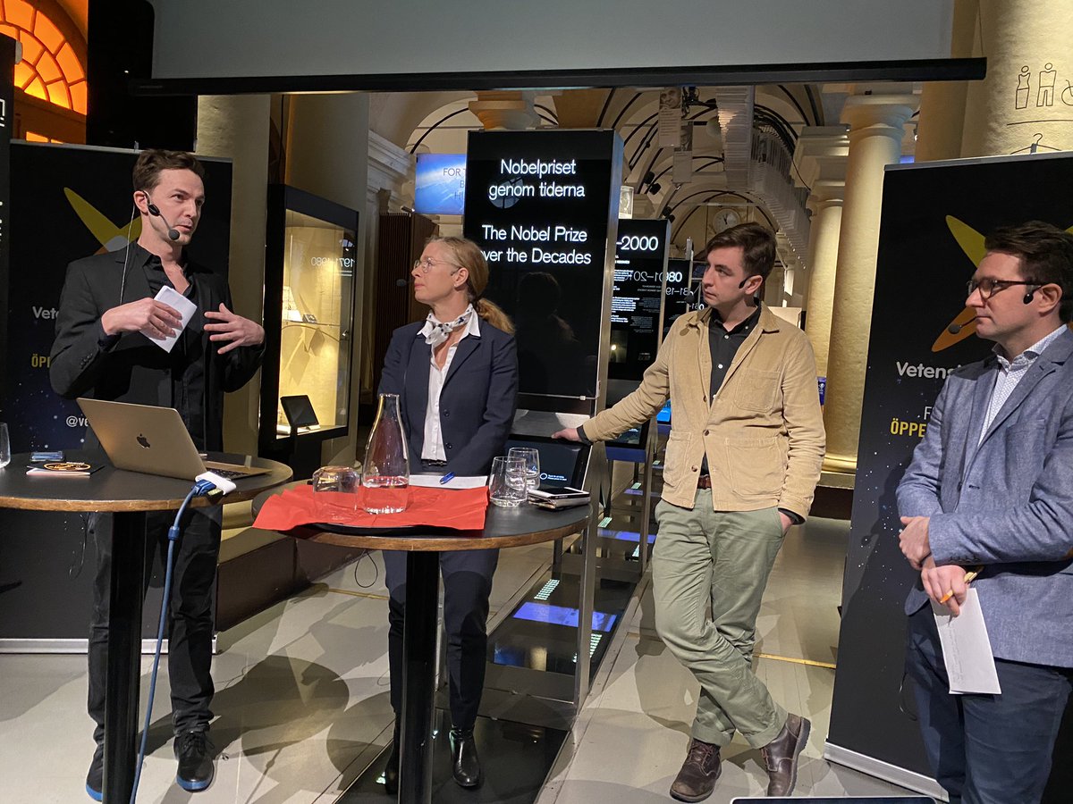 Spänstigt samtal om hur allmänheten nås och tar del av nyheter inom forskning mellan <a href="/EvaSchelin/">Eva Schelin</a> <a href="/kwasbeb/">Jack Werner</a> <a href="/bohlin_gustav/">Gustav Bohlin</a> och @BergmanKM #vabarometern <a href="/vetenskapoallm/">Vetenskap & Allmänhet (Public & Science Sweden)</a>