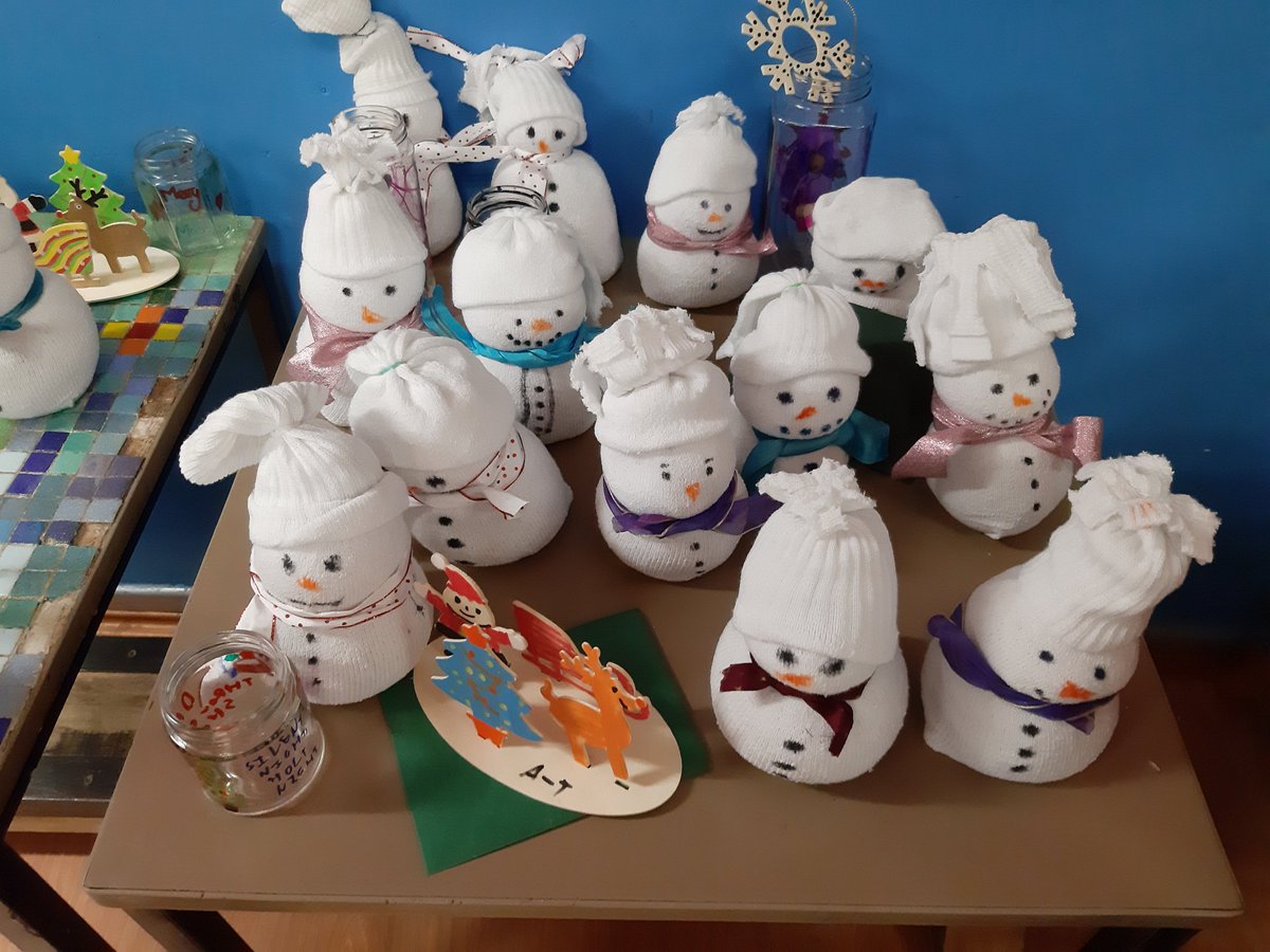 Lots of Christmas activities happening last night at our monthly jouniors session (school years 5,6&amp;7. Every 2nd Wednesday of the month)
#S4S #seeds #seeds4success #youthwork #mere #wiltshire #junioryouthclub