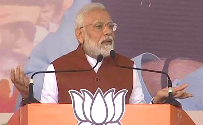 ndtv's tweet photo. “Want to tell my brothers and sisters in Assam - nobody will take away your rights. Don’t let Congress mislead you”: PM Modi while addressing a rally in Jharkhand’s Dhanbad. https://t.co/efJqBarIF2