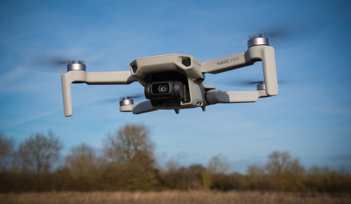 skynamite's tweet photo. It gets under the CAA registration radar (for now) and gram for gram, is a brilliant drone. But is it worth your money? Hit the link for my very short review and thoughts on DJI's newest drone. #DJI #Drone #Photography 

https://t.co/ueEBN6zLuA https://t.co/UERlufqsWa