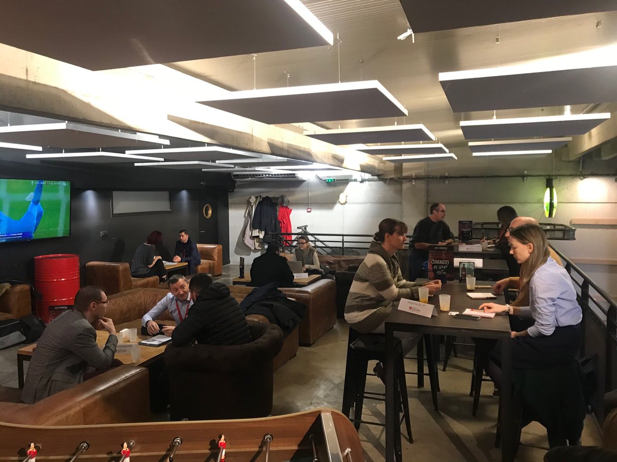 Café de la Création au Cargo à Salaise sur Sanne.15 porteurs de projet à la rencontre des partenaires et des compétences  pros et assurances du <a href="/ca_centrest/">Crédit Agricole Centre-est</a>