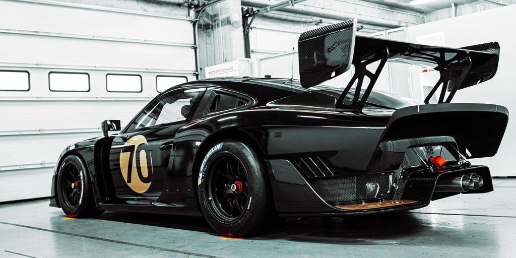 Customer_Racing's tweet image. What if KITT would have been a #Porsche 935? 😉 #PorscheCustomerRacing #Porsche #carporn #motorsport #porschefamily #knightrider #Porsche935