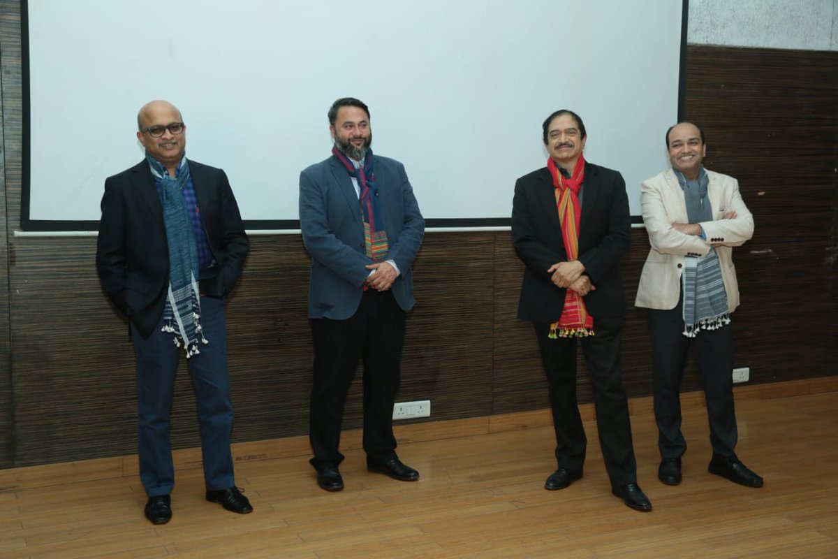 FCBInterface's tweet photo. #FCBIndiaComstrat
FCB India and K J Somaiya Institute of Management Studies and Research host #Comstrat 2019, the first ever case-study competition in the area of communications.
Here are glimpses of the competition winners from K J Somaiya and judges. https://t.co/uKFQB4InkJ