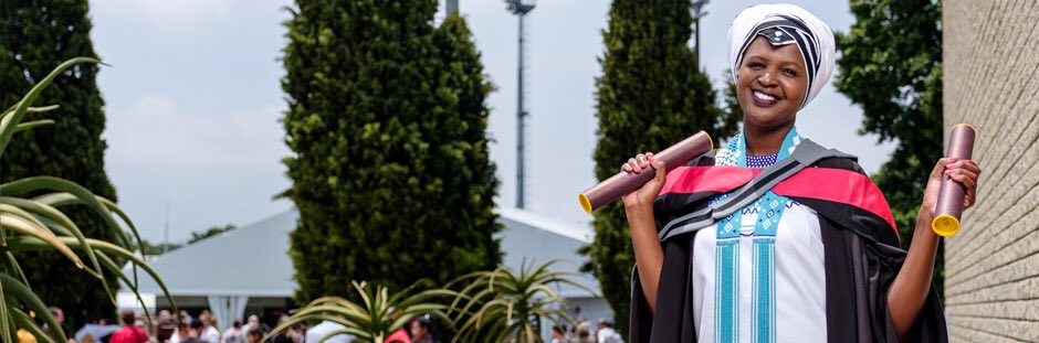 #Sugrad #Excellence
A second chance, coupled with hard work and the determination to succeed, has seen Phumeza Gova, a beneficiary of the SciMathUS programme, take to the stage twice during Stellenbosch University's December 2019 Graduation Week.