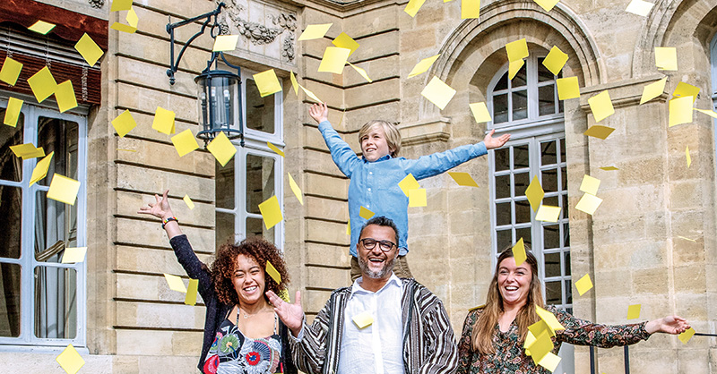 Bordeaux's tweet photo. Bordeaux primée pour son budget participatif !
#Bordeaux a reçu une mention spéciale pour son budget participatif, favorisant les projets citoyens en faveur du développement durable.
👉 https://t.co/CqmGRuE908
#bordeaux #BXdurable https://t.co/CsBqDevDGC