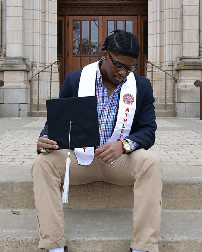 UofOklahoma's tweet photo. Finals: ☑️
Graduation: ⌛️
Next stop: _____________
#WhatWillYouDo? #OUgrad19 https://t.co/53cFYZBUNn