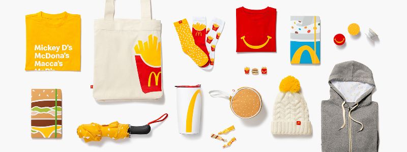 handelstrender's tweet photo. McDonald’s öppnar egen DTC-butik. Modekedjan inreder med industriavfall. Fokus på mat i Mujis största flaggskepp. Se vilka klappar som trendar just nu. Nyhetsbrev ute nu! #detaljhandel #ehandel  - https://t.co/iRXVL1CbBT https://t.co/PjnSMh1dPg