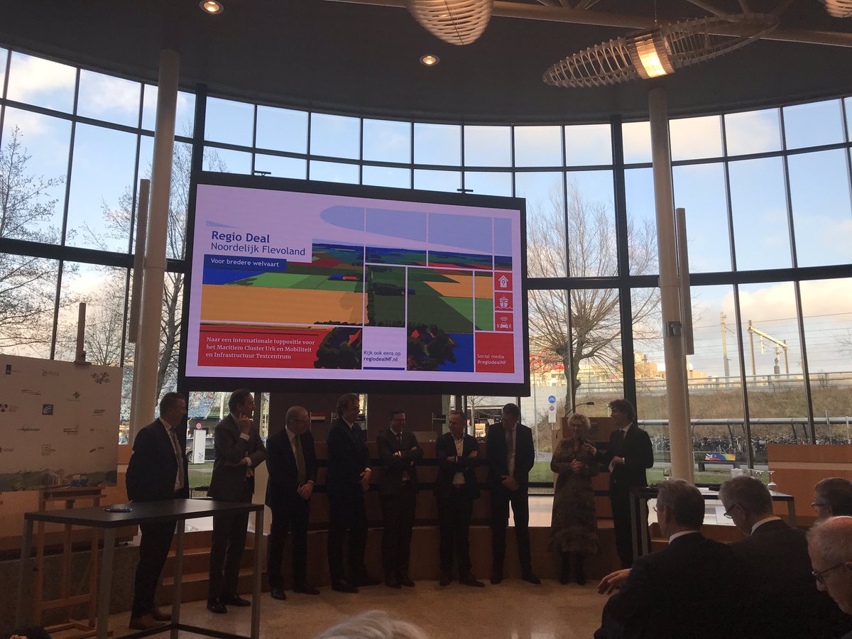 #Regiodeal #noordelijkflevoland zet in op versterking #maritiemecluster <a href="/Gemeente_Urk/">Gemeente Urk</a> <a href="/UrkMaritime/">Urk Maritime</a> <a href="/ProvincieFL/">Flevoland</a> <a href="/JanNicoAppelman/">Jan-Nico Appelman</a> <a href="/Geertpost/">Geert Post</a> @rocfriesepoort <a href="/VCU_NL/">VCU</a> <a href="/MaritimeTechNL/">NMT</a> <a href="/Vissersbond/">NED■VISSERSBOND</a> <a href="/brinkjaap/">Jaap Brink</a>