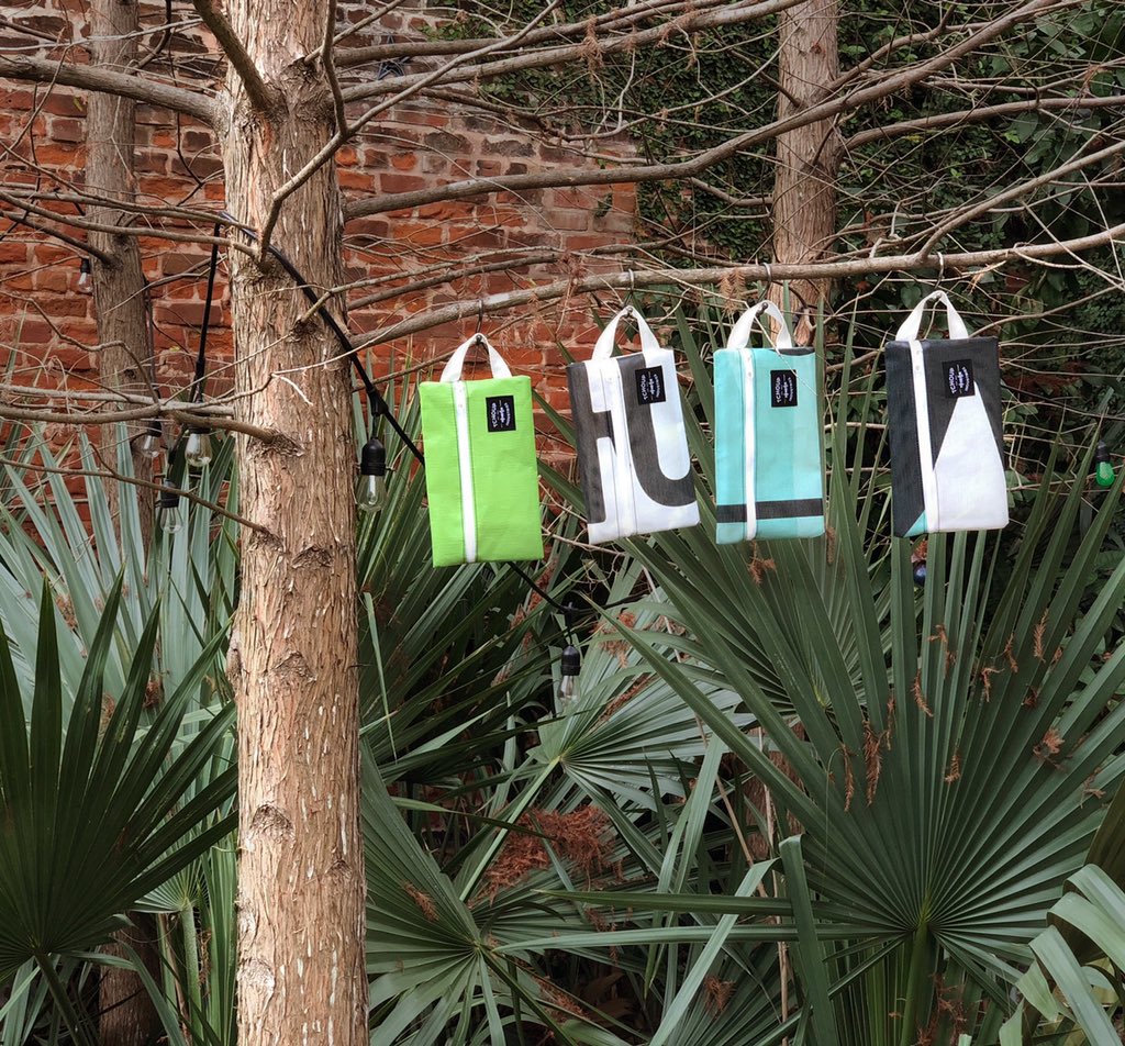 Available for a limited time only. Shop today and receive a free gift with your purchase.

We’ll include a zip pouch and take 15% off your purchase when you spend $100. 

Code: FREEZIP15