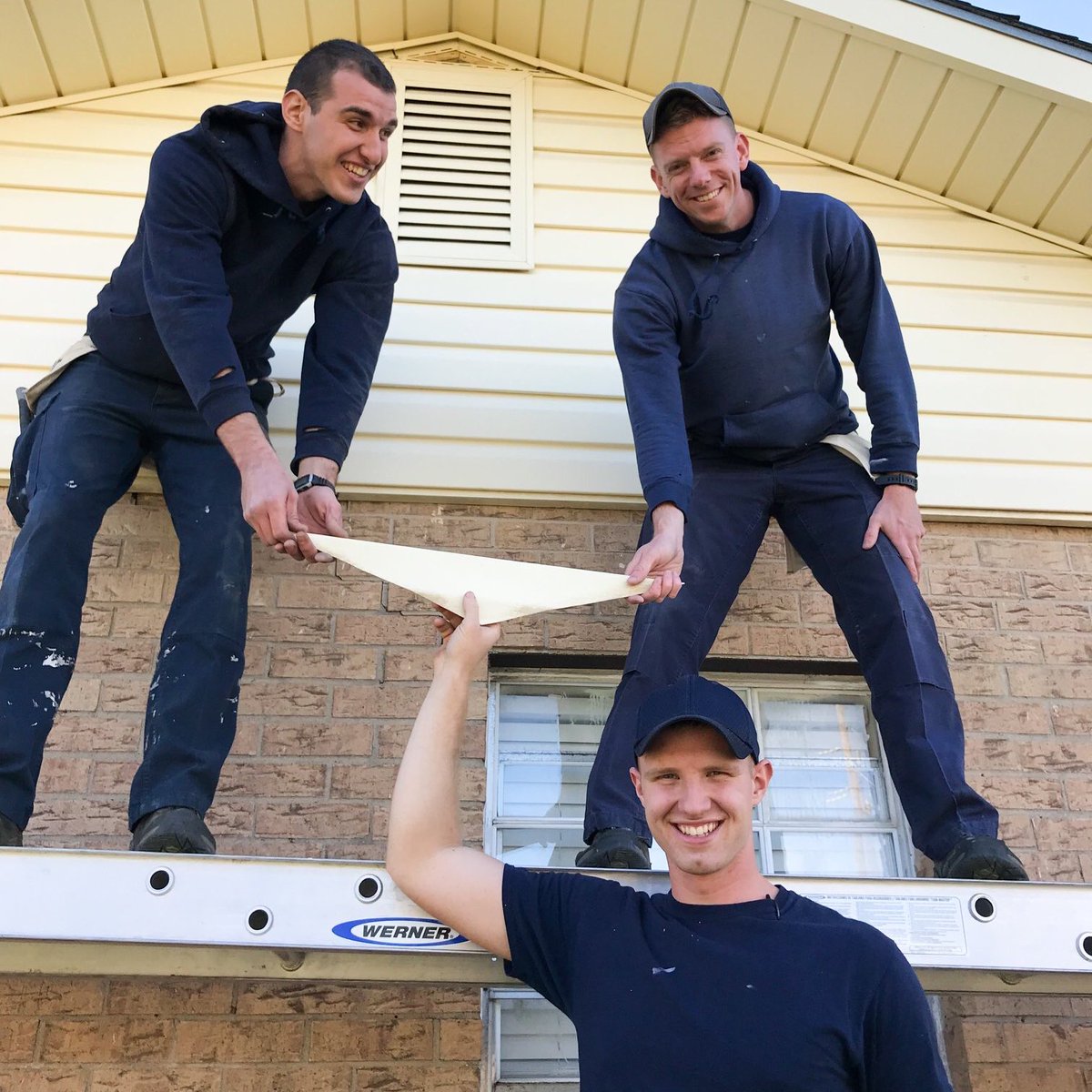 Franklin_Graham's tweet photo. Our thanks to the @ALERTAcademy teams who have volunteered with @SamaritansPurse disaster relief this year in Panama City, FL, and now Pearland, TX! They’re helping repair hurricane-damaged homes for families. Great job! https://t.co/aC3veJFWLm
