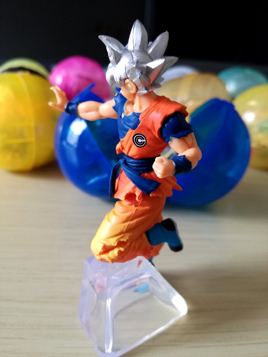 otakukunshop's tweet photo. Check out our wonderful winter sale over at https://t.co/WprQWqr4nI! Obtain the power to surpass the Gods with Mastered Ultra Instinct Goku! https://t.co/31znHRTK3D #DBZ #DragonBallZ #DragonBall #DragonBallSuper #UltraInstinctGoku #Goku 
#Figure #Otaku #OtakuKun #WinterSale https://t.co/eN8EhzuhFN