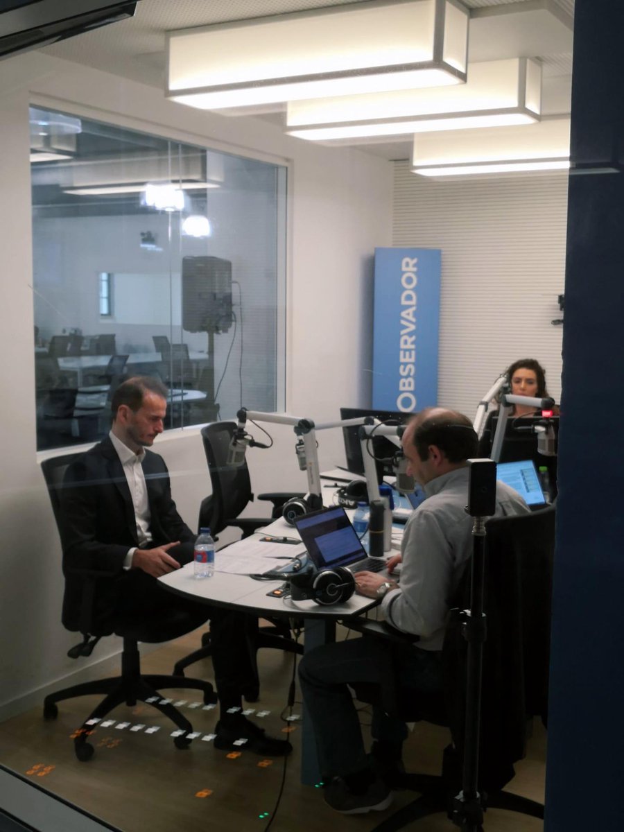 Unimagem_pt's tweet photo. Hoje fomos com o Pedro Mourisca (CEO @viaverdept ) à rádio @observadorpt, falar sobre o setor ecossistema via verde! #radio #observador #viaverde #CEO #ecossistema #news #unimagem https://t.co/nDrxcPtW8W