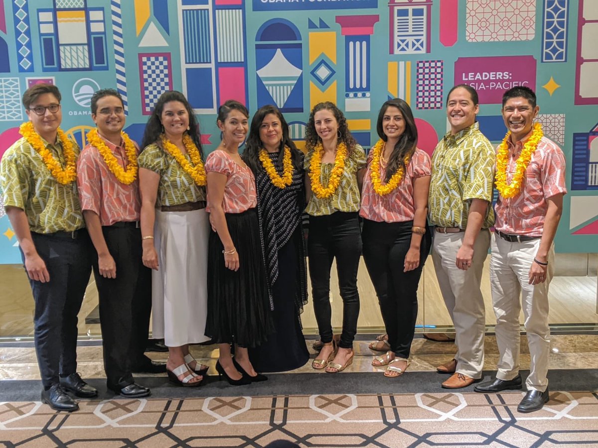 BreaMRose's tweet photo. Such an honor to join together as a #Hawaii delegation to offer oli and mele for the Asia Pacific #ObamaLeaders convening in Kuala Lumpur - and share our aloha, respect for place &amp; our hosts, &amp; celebrate #island values @ObamaFoundation @HIGreenGrowth &amp; mahalo nui @Manuhealii! https://t.co/Jmcz4p8TtL