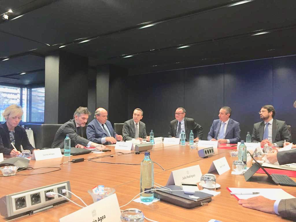 Buenos días!Ayer se celebró Junta Directiva de AED con ADACEM ya representada en la misma. Fructífera reunión!! #asociaciondedirectivos #Management #liderazgo