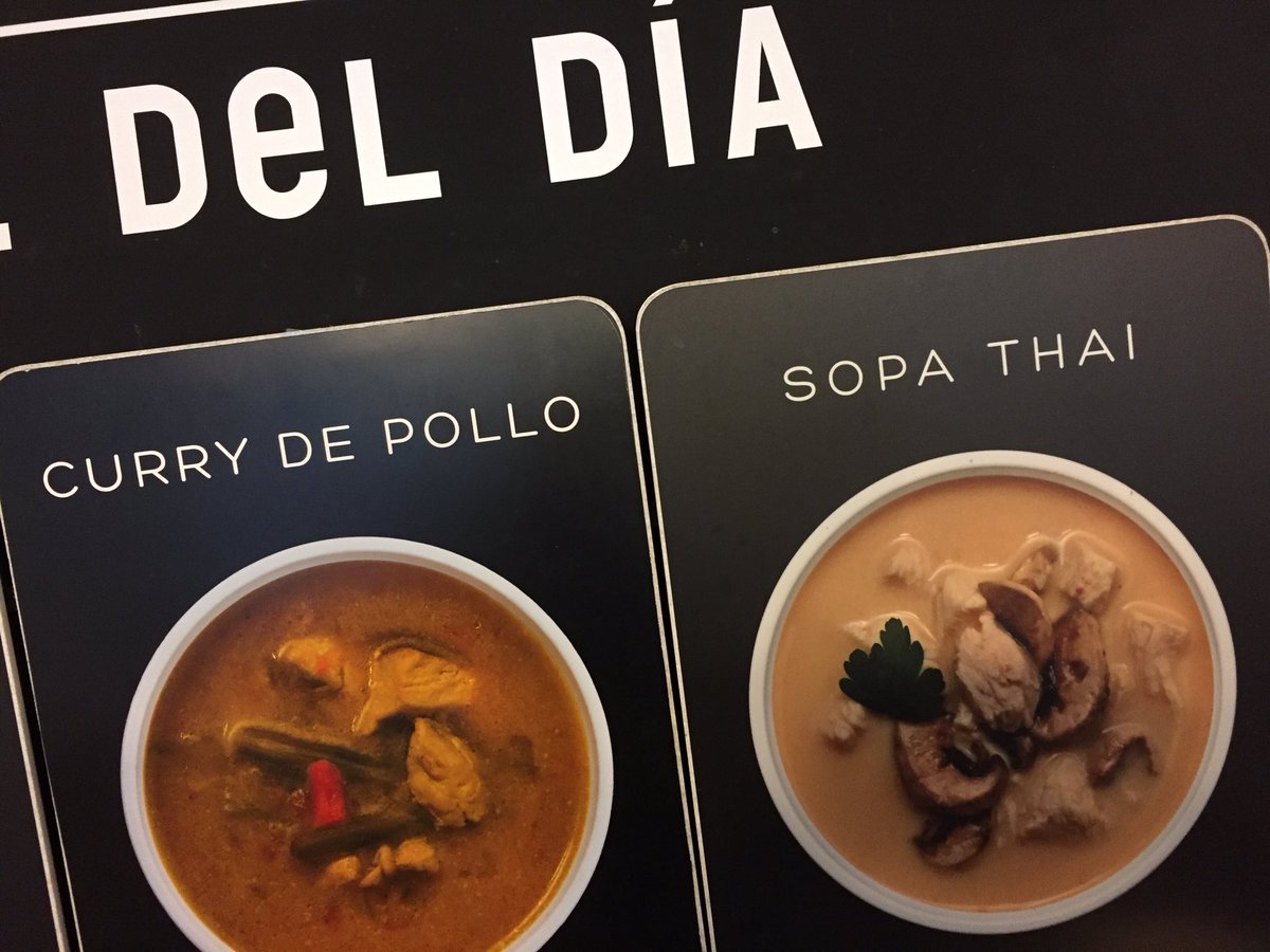 zuppaMad's tweet photo. En #ZUPPA tenemos #sopas y #platosDEcuchara. #NOTsoFASTfood significa #GOODfood Hoy Sopa Thay y Curry de pollo!! https://t.co/cOyWGQiAuW