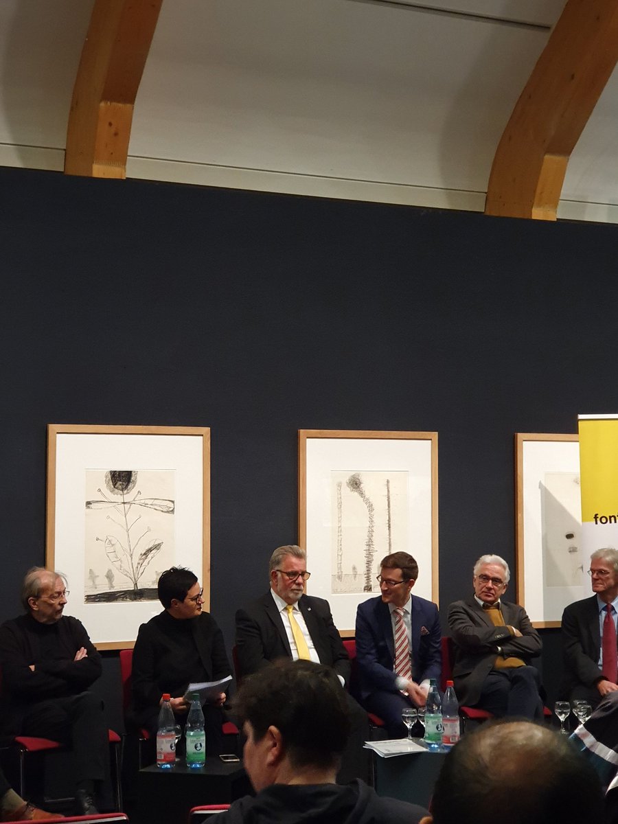 Und die Jugend? Mit den ausgebuchten Jugendprojekten WORD&amp;PLAY! und Dem Wort auf der Spur mache Literaturvermittlung mehr Spaß und komme mit digitalen Methoden näher an die Schüler*innen, stellt Mario Zetzsche (<a href="/neuruppin_net/">neuruppin.net, Ihr Netzwerk in der Region</a>) fest.