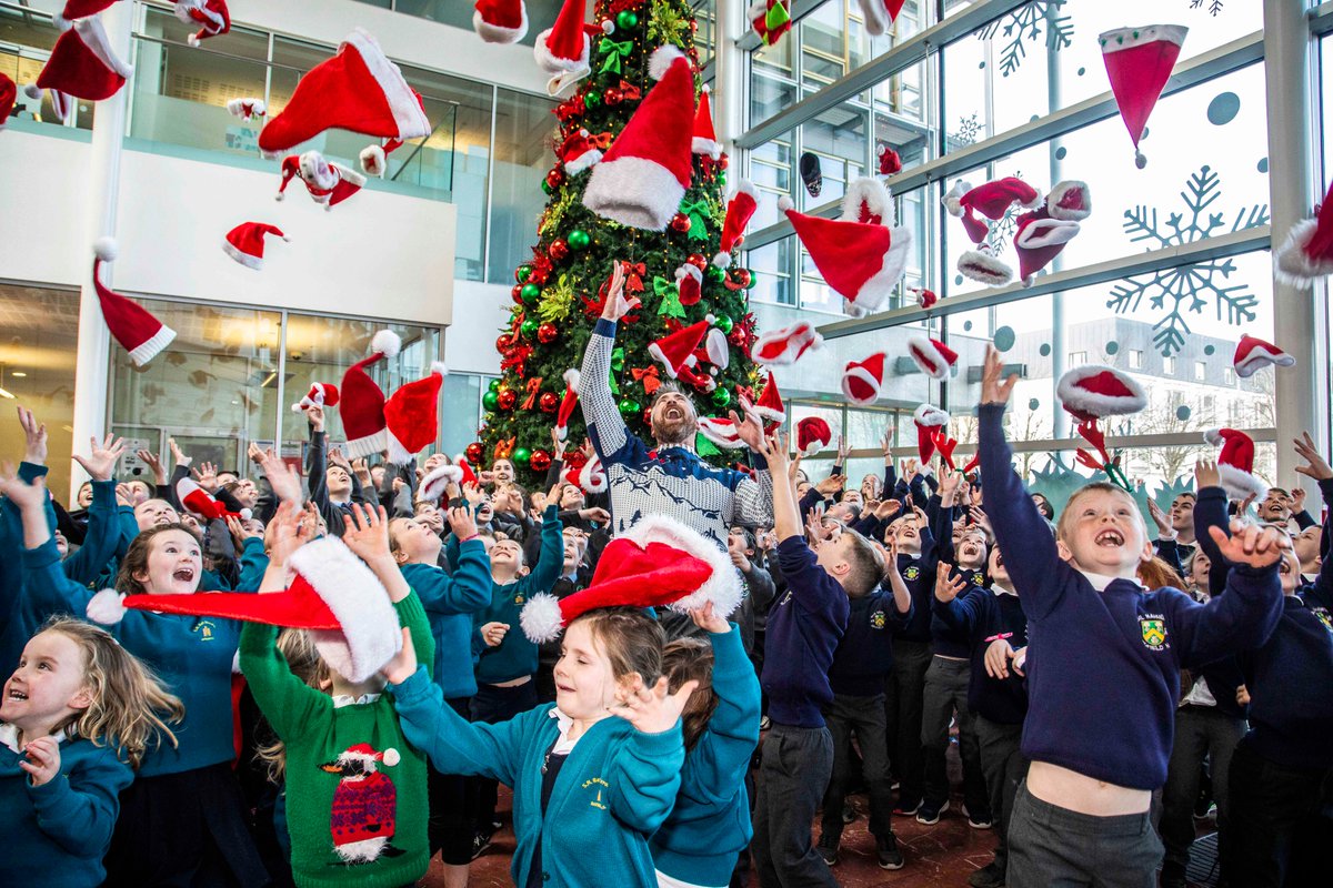 The moment when 150 National school kids threw their Santa hats in the air in County Hall. 🎅🤶
The children of Rathbarry NS, Lisavaird NS &amp; Ardfield NS helping me turn on the Christmas tree lights. 🎄🎄🎄