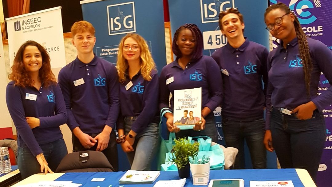 ISG_Lyon's tweet photo. En direct du #forum de Cluses ! Venez rencontrer nos étudiants ! #ecoledecommerce #international #orientation2019 https://t.co/faAhlsKcVo