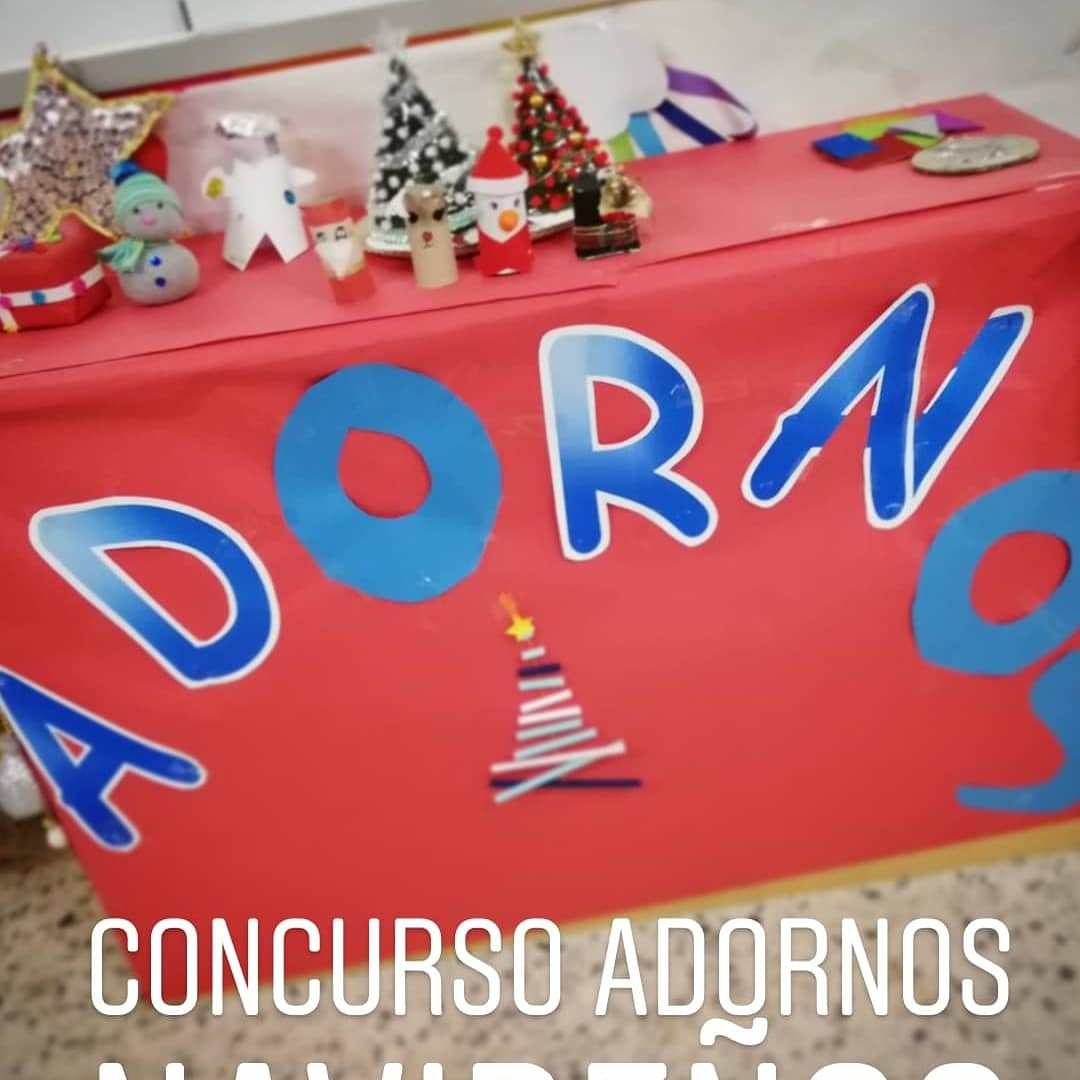 Concurso de adornos navideños en el <a href="/vicentealcorcon/">vicentealeixandre</a>. Trae el tuyo hasta el miércoles. !Anímate!