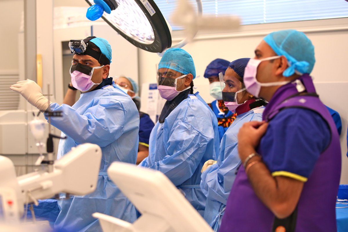 BIOTRONIK_News's tweet photo. We thank Dr. Rajeev Pathak from Canberra Heart Rhythm Centre for hosting cardiologists from Vietnam and Malaysia. The Asia-Pacific B-CONNECTED Clinician Education Program fosters the clinical exchange on #CardiacResynchronizationTherapy and #PacemakerImplantation. https://t.co/upVPdrgvQq
