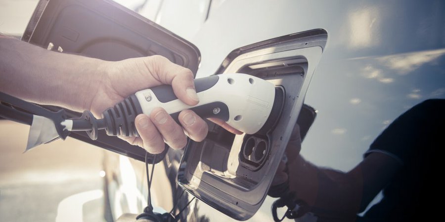 Plastics Europe tweet media