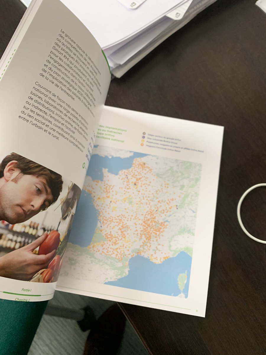 SebastienGraff's tweet photo. Le livre blanc #2030byInVivo sort de presses. Un grand merci aux Administrateurs, équipes @InVivoGroup et contributeurs externes 🌱🌱🌱la voie est tracée 👊👊 #postface John Kerry https://t.co/ZWW3mtJCix