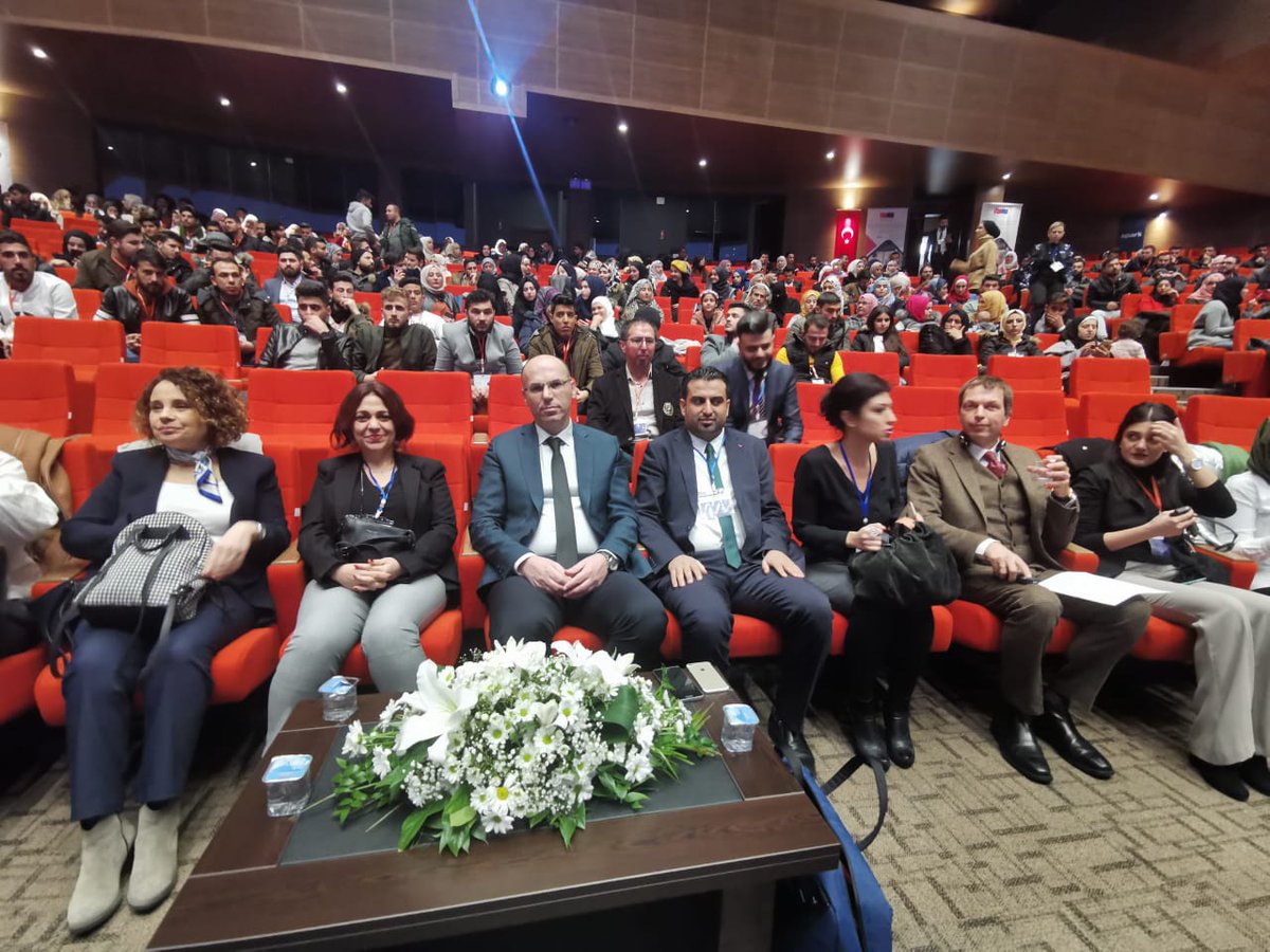 SPARKorg's tweet image. To boost #entrepreneurship among young Syrians and Turks, SPARK &amp;amp; @orangeengo with support from @EUDelegationTur, have trained startups. Today we&apos;re awarding startup grants to future business-owners in #Turkey! 
#SPARKalumni