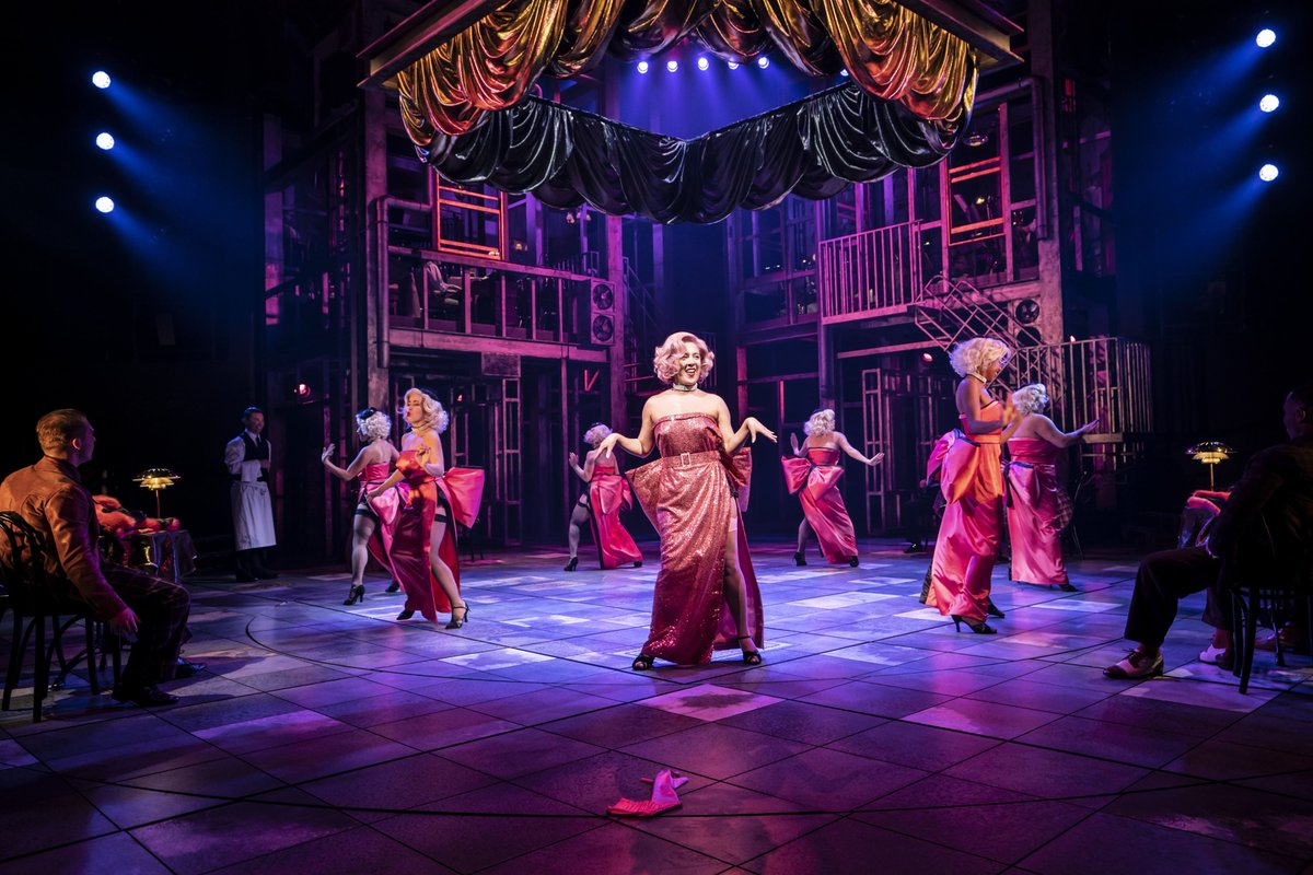 MLRep's tweet image. GUYS AND DOLLS opens at the @crucibletheatre this evening with a sublime Lighting Design by @howardhudson. Best of luck to all involved!
#GuysandDolls