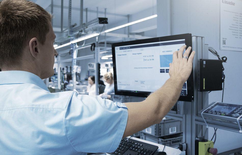 Mobile_Maschine's tweet photo. #viastore veranstaltet 4. #Intralogistik-#Software-Tag in Stuttgart. Weitere Infos unter https://t.co/942MyHiXz7, zum Programm: https://t.co/X1BaBbiRD6, zur Anmeldung: https://t.co/2HTquespHS @viastore #softwaretag #stuttgart #smartfactory #logistik #digitalisierung #vfv19 #ad https://t.co/SfA8m0a8ux