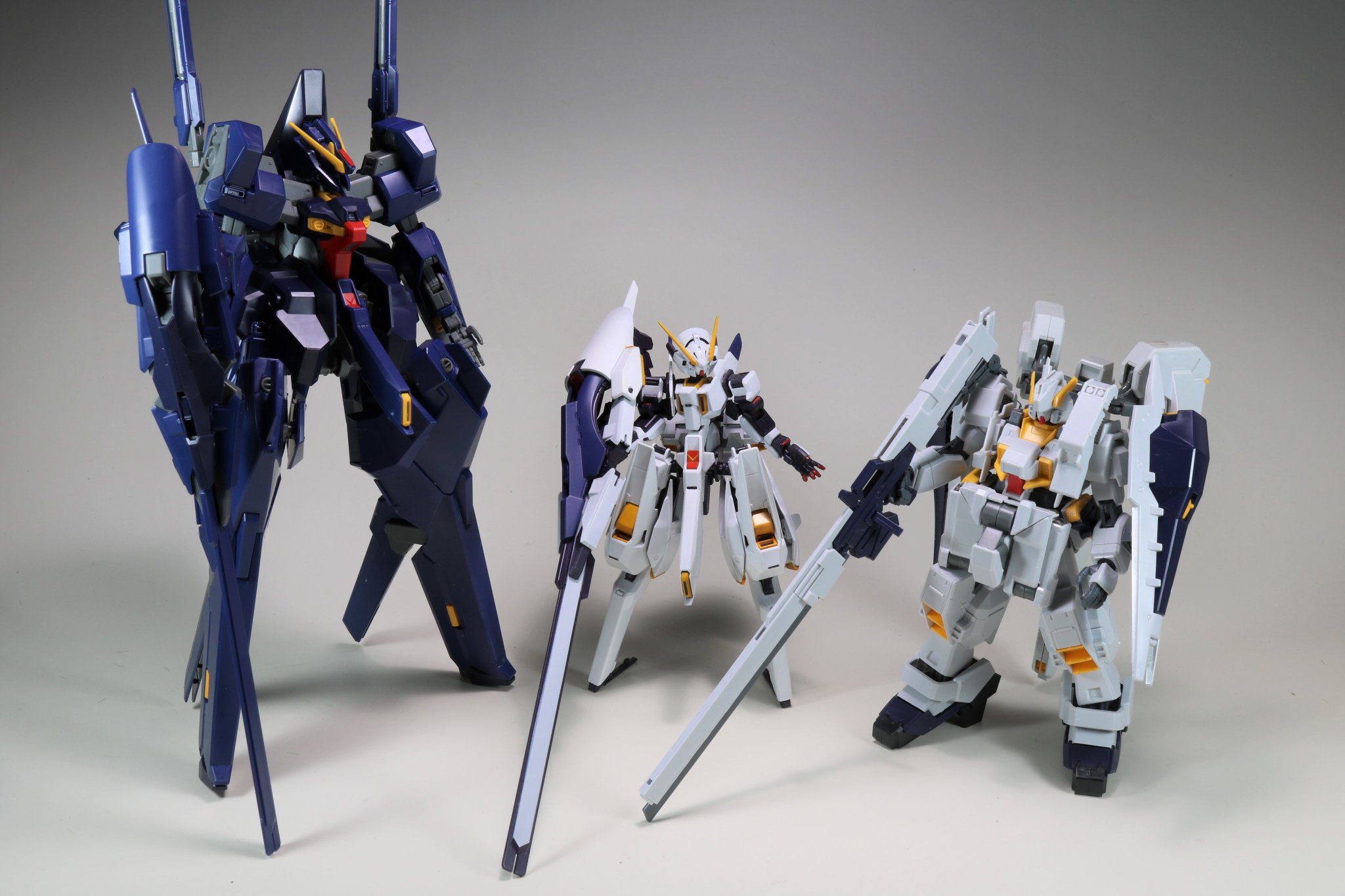 O Xrhsths アルエンデ Ramuh Sto Twitter ハイゼンスレイiiを素組しました Mgかってぐらいデカい 脚だけでヘイズル アウスラ 素組 と同じぐ位ｗ まだフルドドiiの箱 2箱 プリムローズ ２箱 残ってるのでヘイズル アウスラ第4種兵