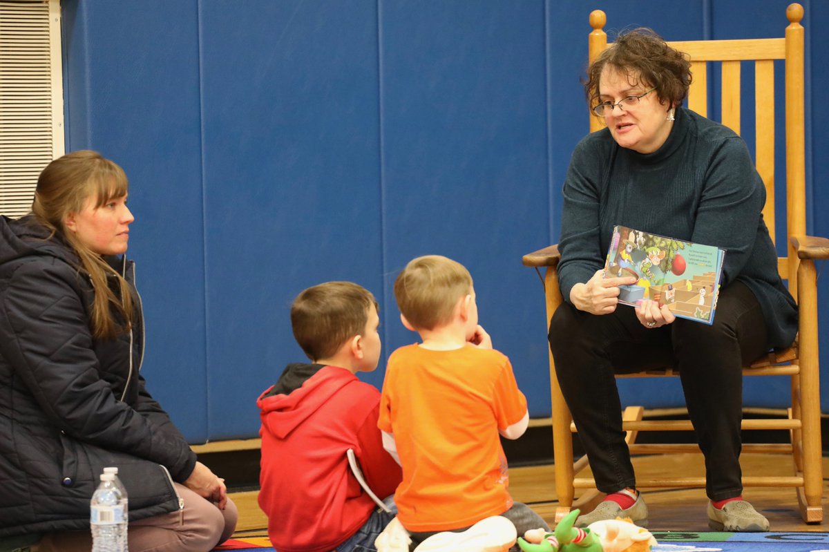 MidlakesSchools's tweet photo. Thank you to all of our families, student helpers, volunteers, and community partners for making Family Literacy Night a success!
#MidlakesPride https://t.co/laLcttMeME