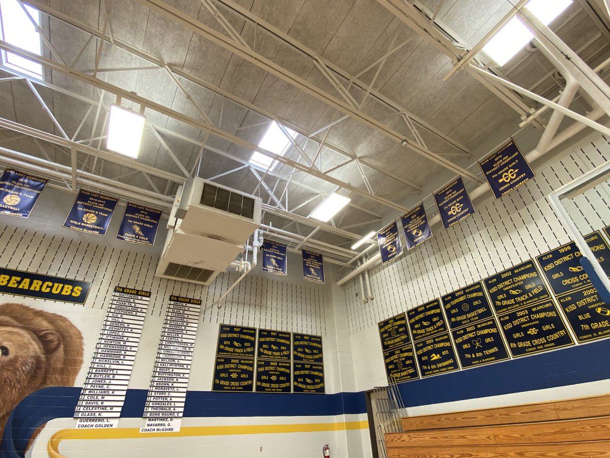 We have 7 new banners decorating our gym!! Great job <a href="/KlebLadyCubs/">Kleb Girls Athletics</a> <a href="/KlebBoys/">Kleb Boys Athletics</a> <a href="/TheKlein_XC_TF/">Klein Bearkat XC T&F</a>