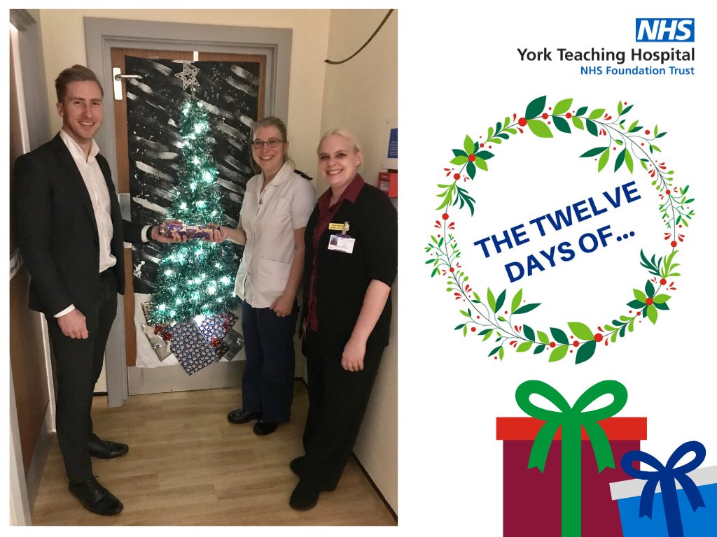 YSTeachingNHS's tweet photo. On the second day of Christmas my true love gave to me… a decorated door of a festive twinkling tree.
Scarborough children’s department annual decorate a door for Christmas competition. Amazing effort from all the teams - well done all #TwelveDaysOf https://t.co/4Cjp72iRA1