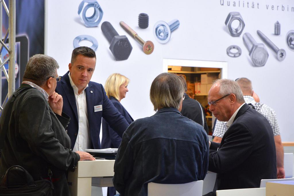 FastenerFrance's tweet photo. Check out the latest aerospace news in @AiretCosmos, featuring the launch of the #Aerospacehub at #FastenerFairFrance next May. New exhibitors #Rabourdin,#SIMAF are coming to capitalise on the +ve outlook & grasp new business opportunities @AirCosmosIntl https://t.co/JkDEeLvSVB https://t.co/fHwBvRr7eb
