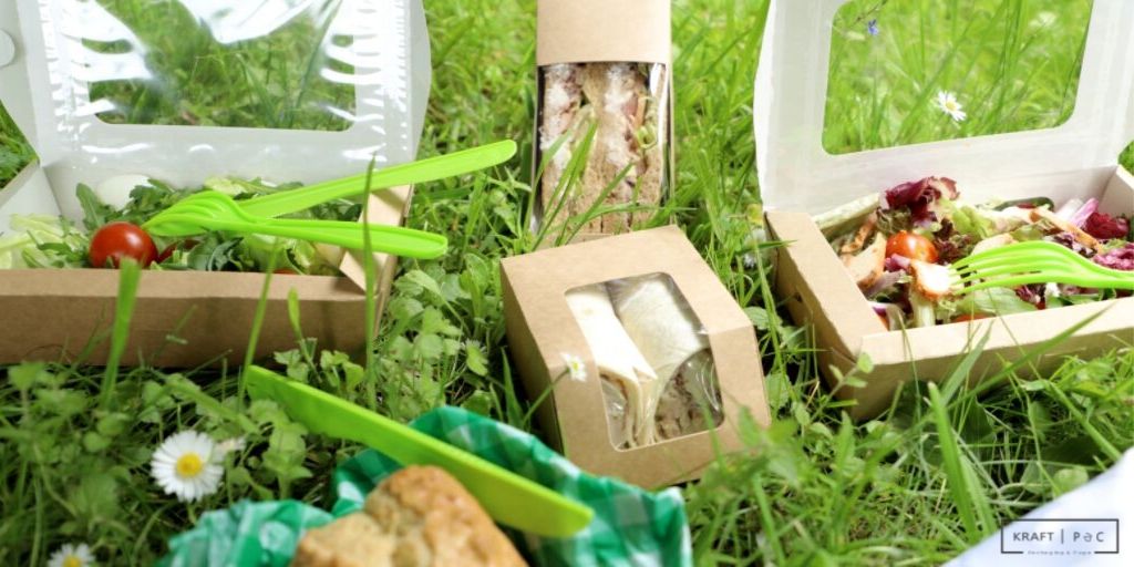 Kraft_PAC's tweet photo. We have a variety of eco-friendly food packaging... 
Select a few, or all of it! 
#kraftpac #ecofriendly #foodpackaging #saladbox #wrappac #mintcutlery https://t.co/aJhDzWUZlm