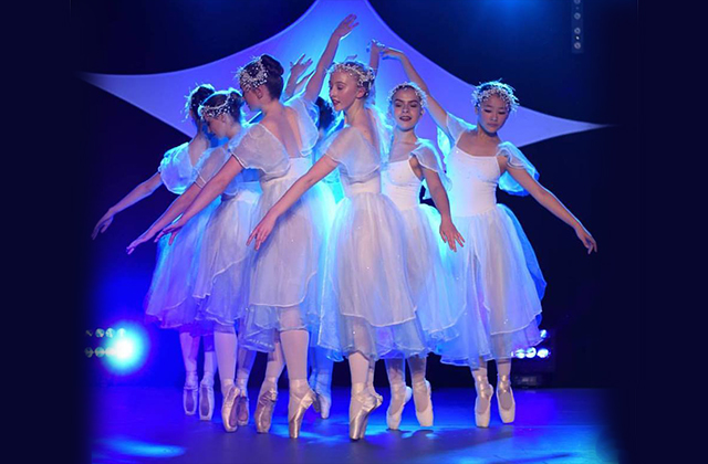 The <a href="/INYBCo/">INYB</a> brings the magical story of The Nutcracker to <a href="/PavilionTheatre/">Pavilion Theatre</a> starting tomorrow. 

Over 40 of the best young ballet dancers in Ireland will dance their way from the Land of Snow into your hearts this weekend. See more at: paviliontheatre.ie/events/view/in…