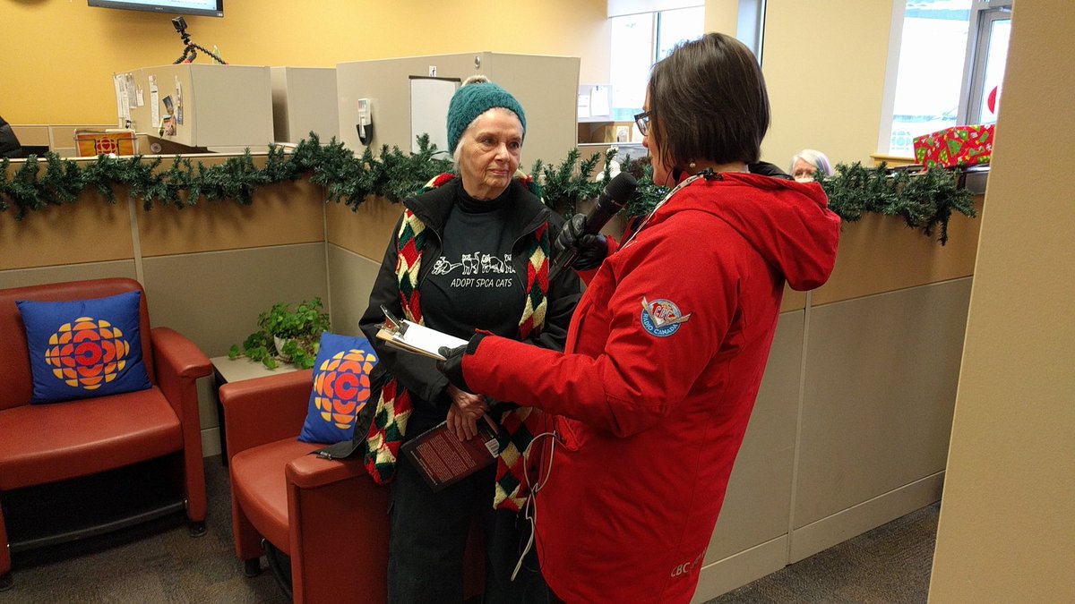 IvanJWhite's tweet photo. SPCA Bargain Shop is open on Caribou Road. Frances Drover is with us to tell us all about it live. @cbcnfldmorning @BerniceCBC #CBCFeedNL #cbcwarmhearts #cbchelps https://t.co/faF3RfwPcx