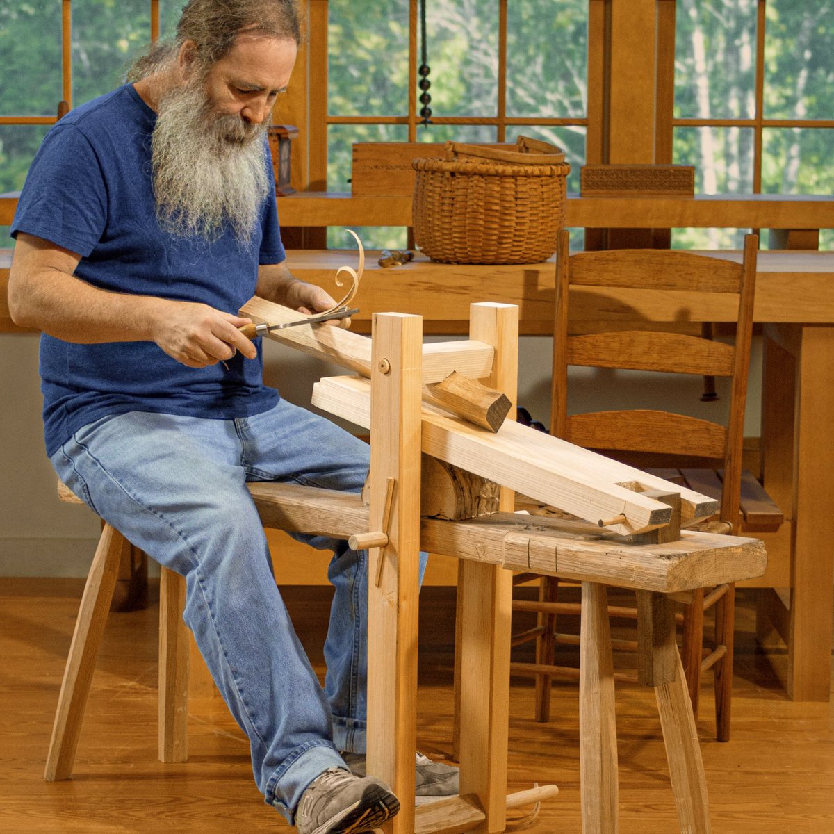 lienielsen's tweet photo. Two new videos are available just in time for the holidays!  The Through Dovetail with David Charlesworth and Build a Shaving Horse with Peter Follansbee can be purchased as a DVD or you can get the streaming video and watch them right away. 

https://t.co/42VHJE09Nf https://t.co/gnjVgbCqnt