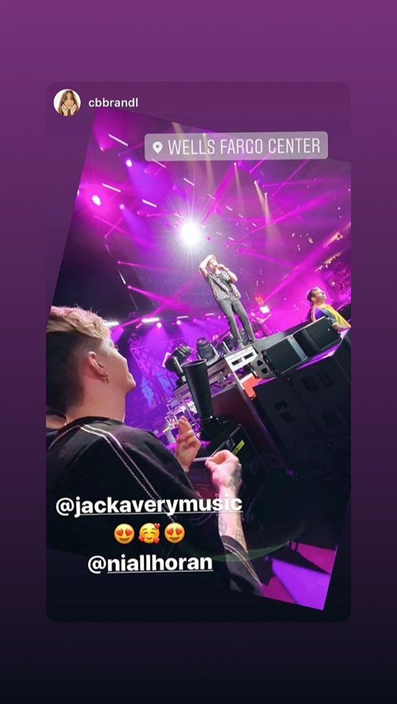 flickeryel's tweet photo. My two love in one picture.
who would have thought that you can stan two fandoms with same love and respect.
#JackAvery #NiallHoran #DanielSeavy #LouisTomlinson #JonahMarais #LiamPayne #CorbynBesson #HarryStyles #ZachHerron #ZaynMalik #Directioners #limelights #OneDirection https://t.co/2UQYpvUzAj