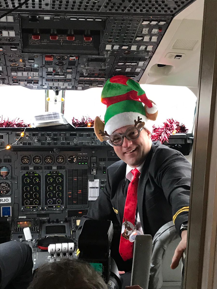 Searching for Santa! #santaflight #templestreetchildrenshospital